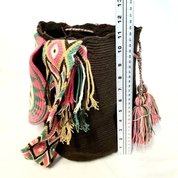 Handmade Crochet Colorful Bohemian Crossbody Shoulder Bucket Bag With Flap Cover - Picture 12 of 12